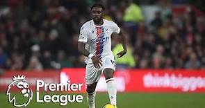 Jeffrey Schlupp halves Crystal Palace deficit v. Manchester United | Premier League | NBC Sports