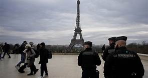 「伊斯蘭國」在巴黎艾菲爾鐵塔發動孤狼襲擊　造成1死2傷--上報