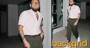 Jonah Hill showcases his weight loss during a dinner date with his girlfriend, Olivia Millar.