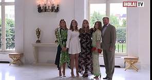 La familia real holandesa hacen su tradicional posado veraniego en un nuevo lugar | ¡HOLA! TV