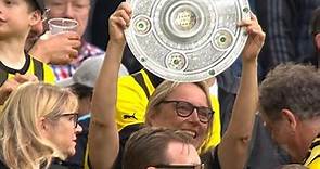highlights: Borussia Dortmund thrash Eintracht Frankfurt 4-0 to go top of the Bundesliga standings - Football video - Eurosport