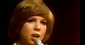 VICKI LAWRENCE "THE NIGHT THE LIGHTS WENT OUT IN GEORGIA" 1973