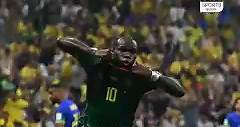 🚨🇨🇲 Con este gol a Brasil, #Camerún se convirtió en el primer equipo africano en vencer a la Verdeamarela en un mundial. La tarjeta roja no le importó mucho... 🤪 | beIN SPORTS USA