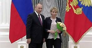 Елизавета Глинка и Александр Ткаченко стали первыми лауреатами госпремии за благотворительность в России