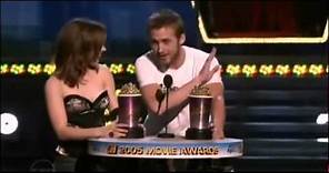 Rachel McAdams & Ryan Gosling Best Kiss 2005ab