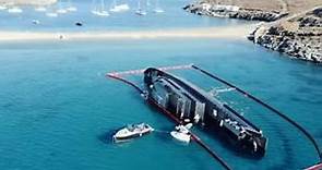 Il superyacht «007» affonda davanti alla spiaggia in Grecia - Corriere Tv