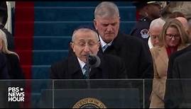 Rabbi Marvin Hier delivers a prayer at Inauguration Day 2017