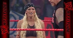 DDP vs. Sara w/ Undertaker | RAW IS WAR (2001)