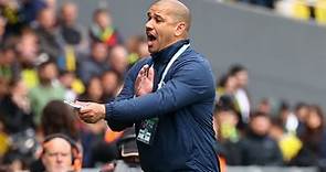 Troyes: pourquoi Kisnorbo devrait rester entraîneur, malgré les résultats désastreux et la descente en Ligue 2