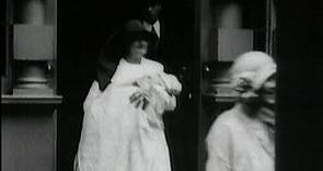 Il Battesimo Reale di Elisabetta II, il video d'epoca del 1926 di quando aveva solo 3 giorni