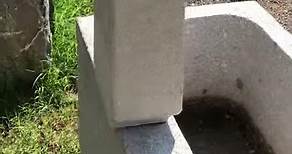 Fontana in pietra granito grigio naturale, fatta a mano, modello ROMA 60 cm x 80 cm