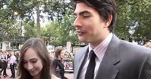 Brandon Routh & Courtney Ford talk superpowers!