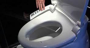 Sedile wc bidet in funzione / Bidet toilet seat operating