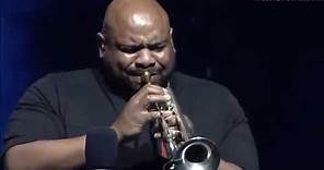 Rashawn Ross crazy solo with DMB playing on Donat mouthpiece
