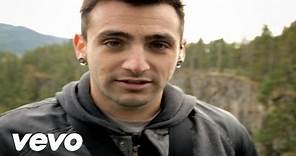 Hedley - One Life (Closed-Captioned)