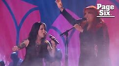 Wynonna Judd honors late mom Naomi at CMT Awards: "Mama, you need to be here"