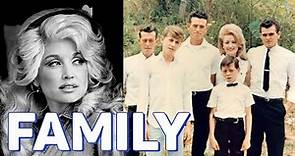 Dolly Parton Family & Biography