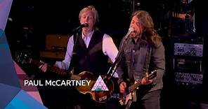 Paul McCartney - Band on the Run (feat. Dave Grohl) (Glastonbury 2022)