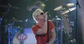 Stone Temple Pilots - Roll Me Under [Live] (Official Video)