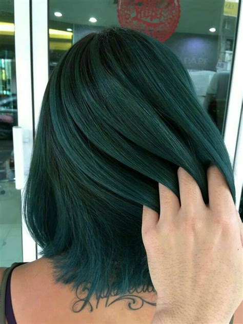 penyebab warna rambut hijau