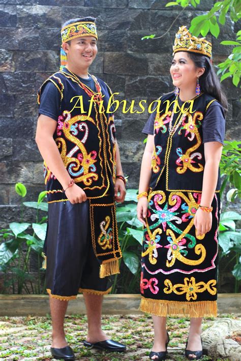 Baju Adat Kalimantan Tengah