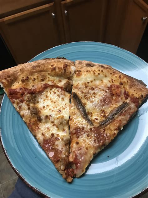 $papa-johns-large-pizza-convenience