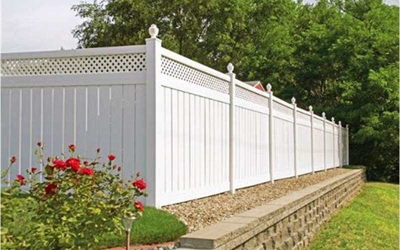  Michigan Privacy Fence: Protecting Your Home And Garden 