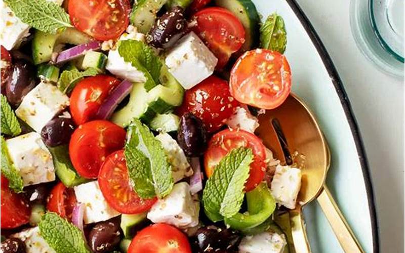  Recipe 5: Greek Salad 