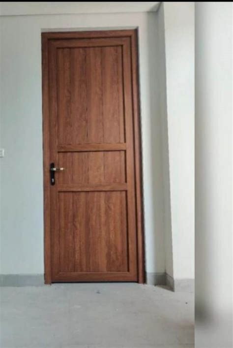 Pintu dengan Kusen