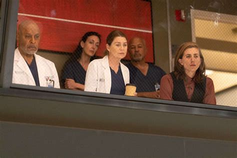 'Grey's Anatomy' recap: Grey Sloan loses another doctor