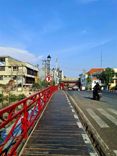Jembatan Merah