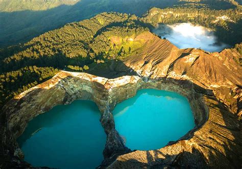 Kelimutu Attraction