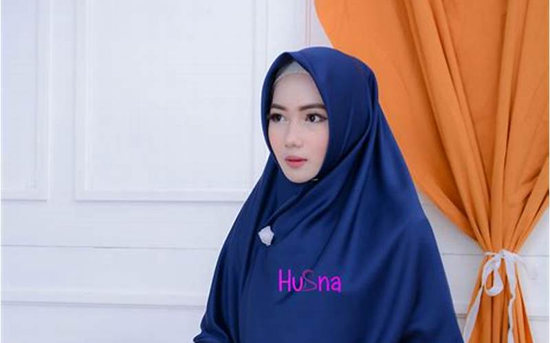 <Strong>Perhatikan Bahan Jilbab</Strong>” width=”800″ height=”500″ style=”display: block; width: 100%; height: auto”><small>Source: <a href=