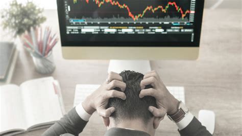 Menjaga Emosi dan Pikiran Tetap Tenang Saat Trading Saham