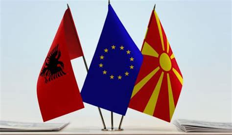 η αλβανια ειναι στην ευρωπαικη ενωση