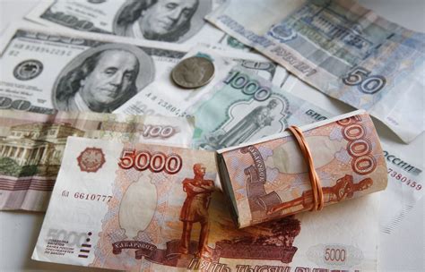 доллары в российские рубли
