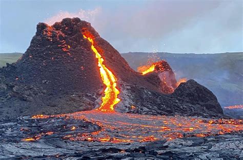 исландия вулкан 2023