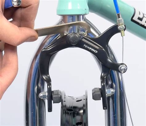 ремонт ручного тормозу дитячого велосипеда