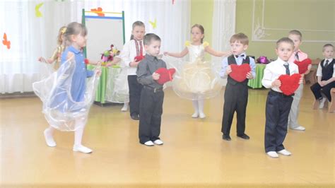 танец на 8 марта в детском саду