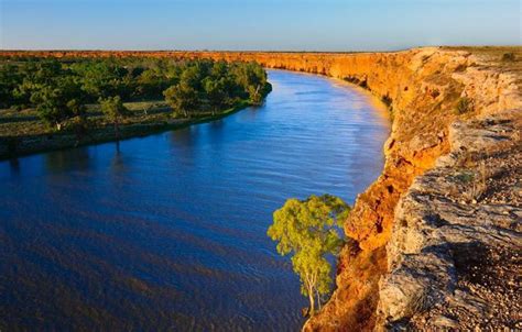як називається найбільша річка австралії