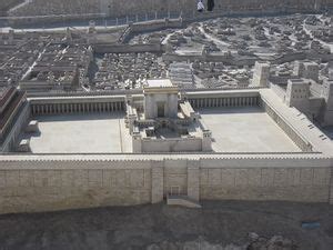 מי החריב את בית המקדש השני
