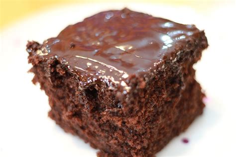 עוגת שוקולד חן במטבח