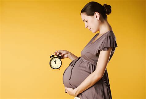 إذا فتح الرحم 2 متى تكون الولادة وكيفية معرفة هل عنق الرحم مفتوح أم لا
