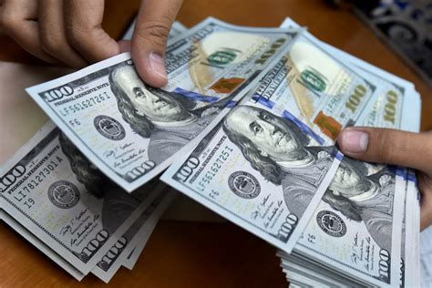 الدولار الواحد كم يساوي ريال سعودي