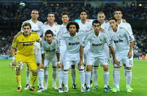تشكيلة ريال مدريد 2012