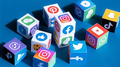 تعريف وسائل التواصل الاجتماعي