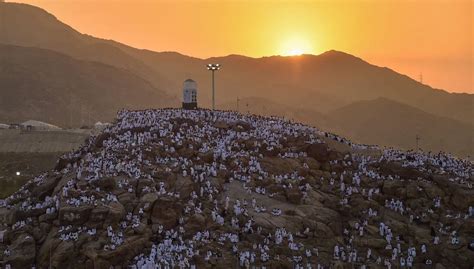 جبل عرفات في الحج