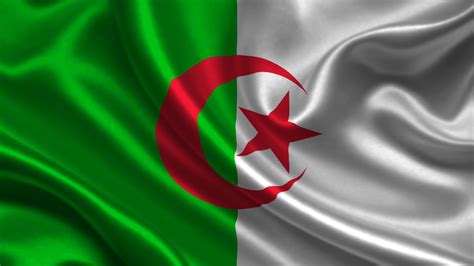 صورة العلم الوطني الجزائري
