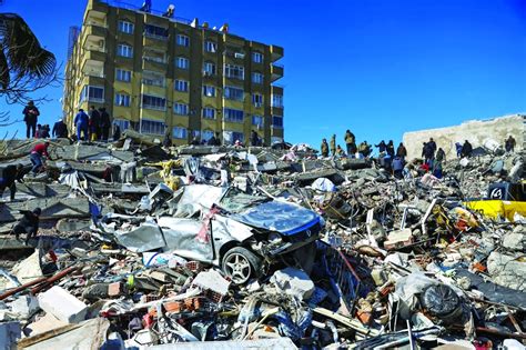 عدد ضحايا زلزال تركيا وسوريا