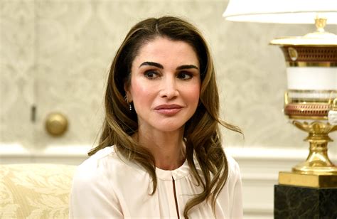 ما هو مرض الملكة رانيا
